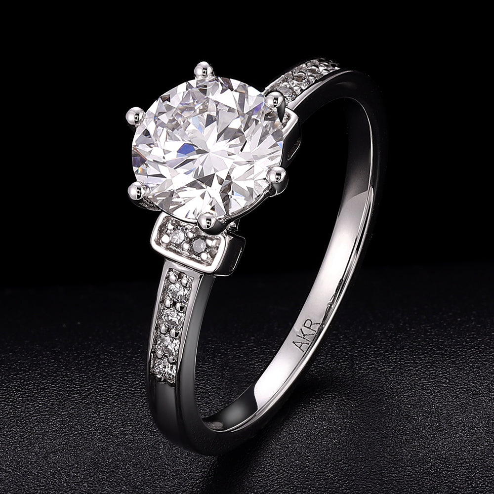 Stunning 1.30 Ct Round Solitaire White Gold Ring