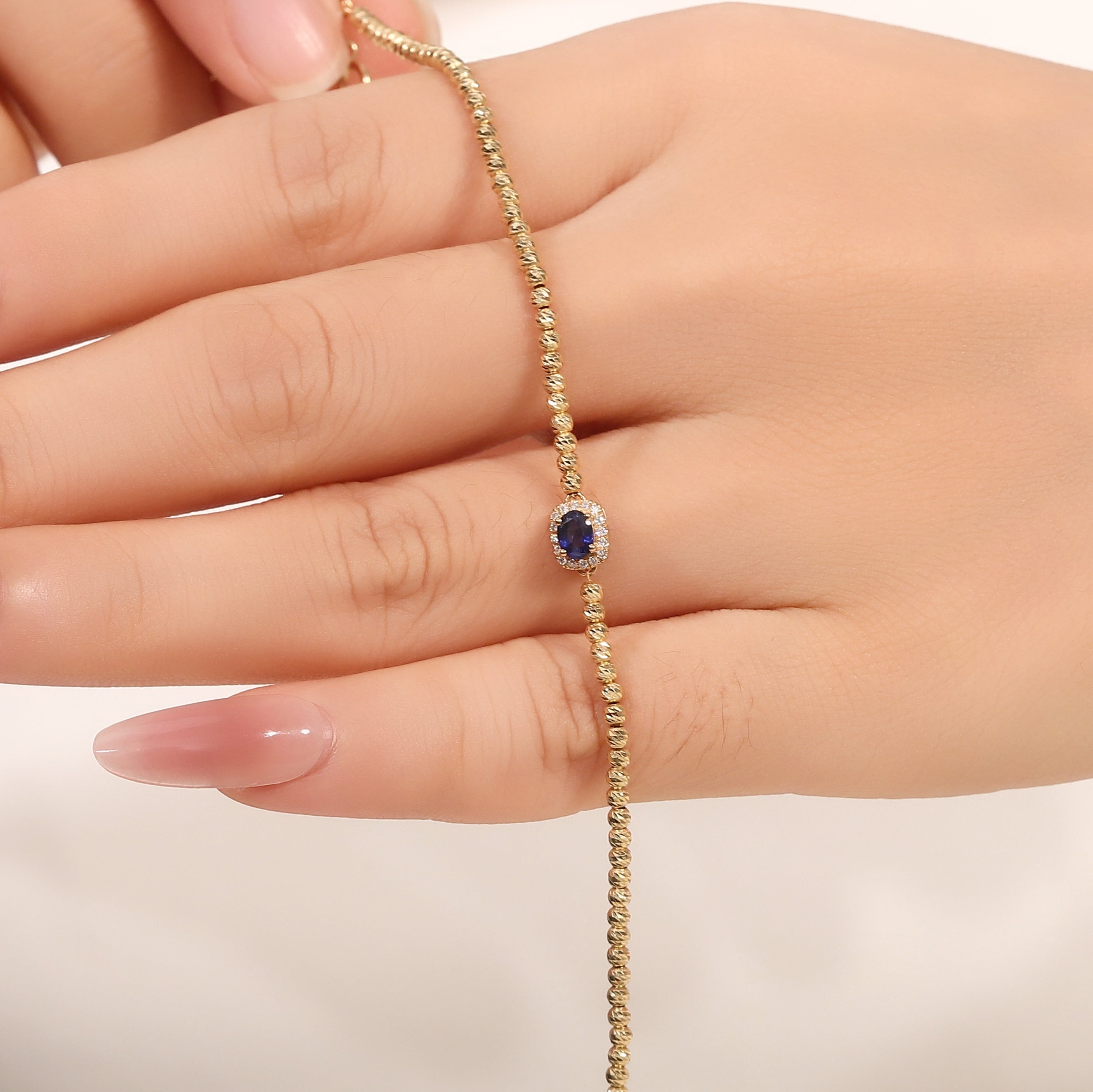 18K Yellow Gold Bracelet with Sapphire & Natural Diamond