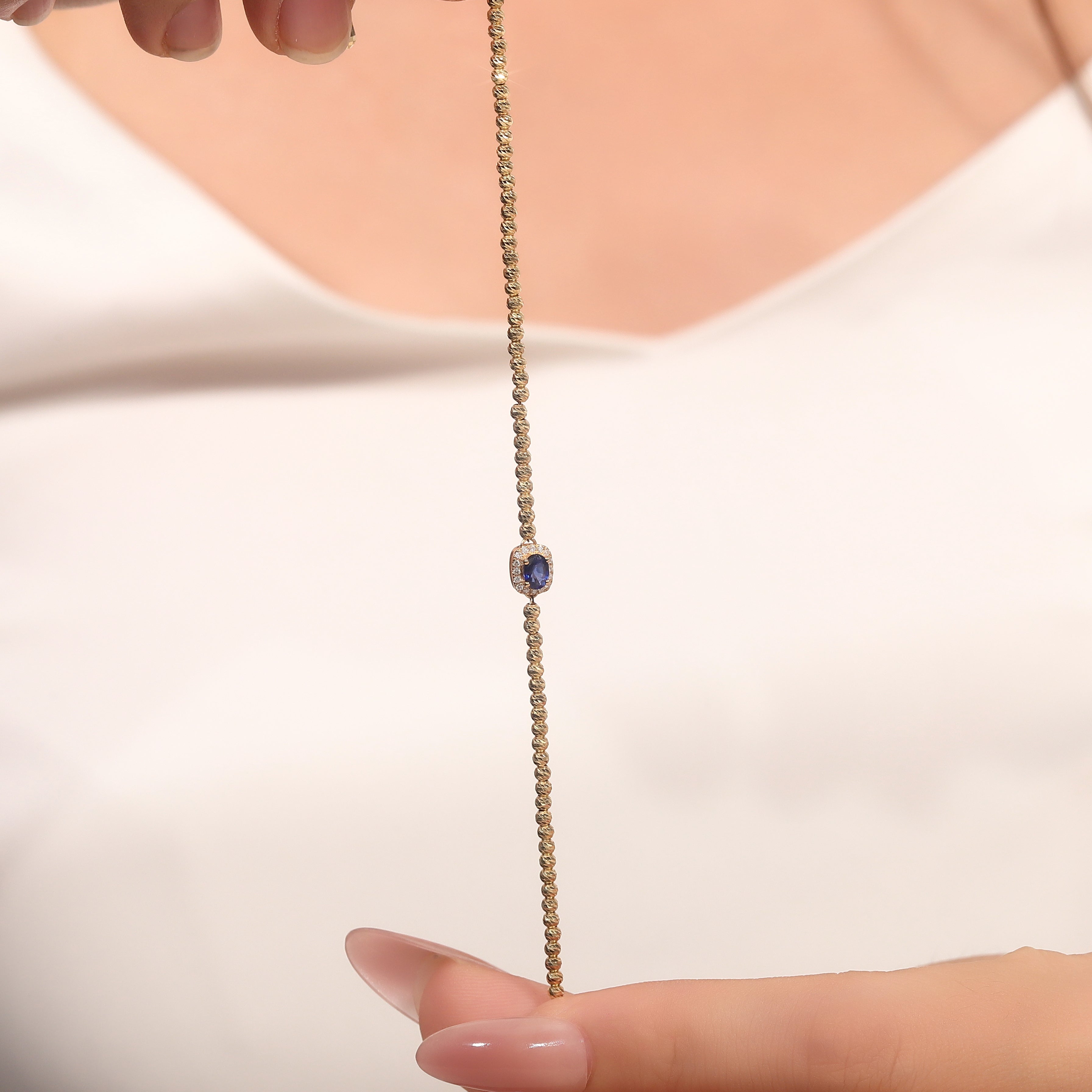 18K Yellow Gold Bracelet with Sapphire & Natural Diamond