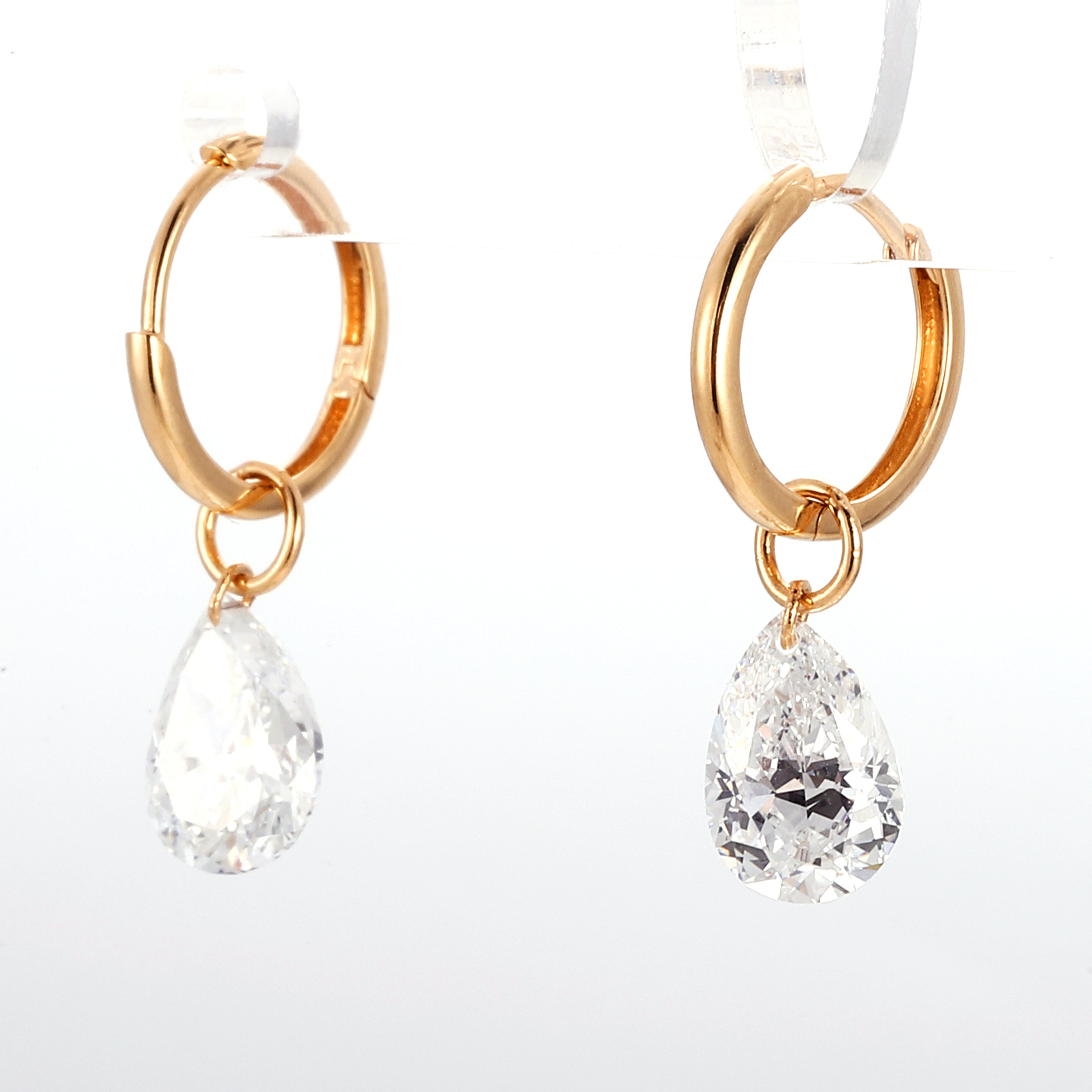 Pear Drop Elegance Lab grown Diamond and 18Kt Gold Earrings