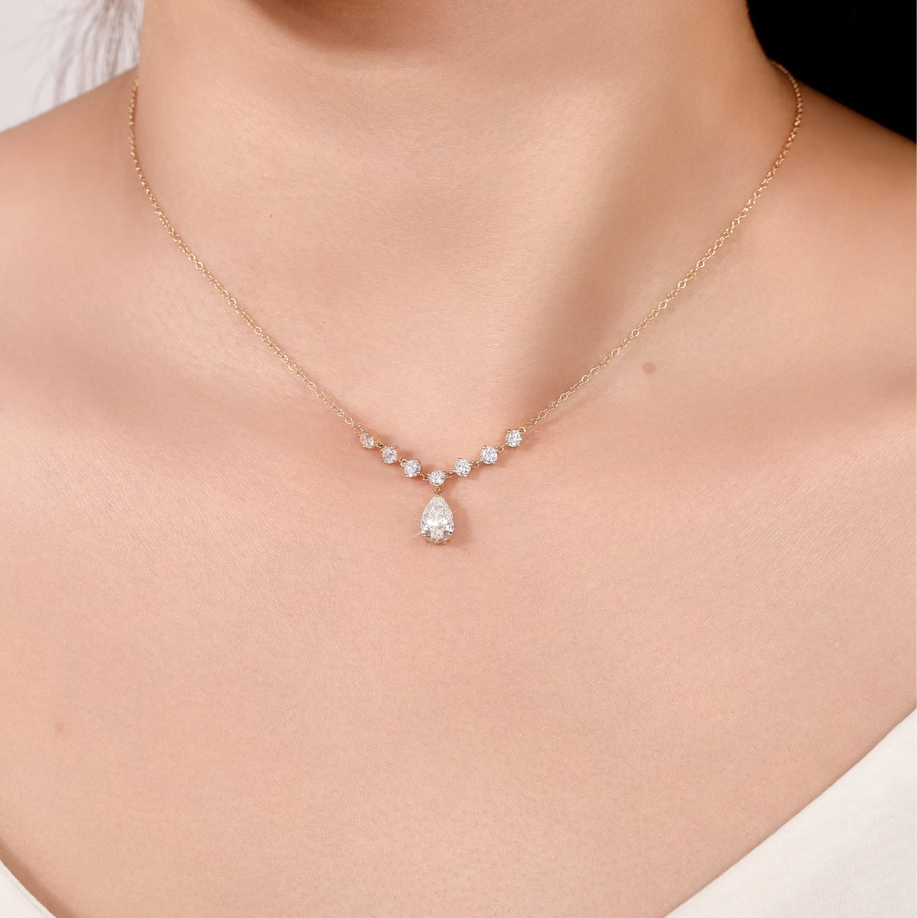 Pear Radiance Pendant Necklace | 1.6ctw Pear-Cut Lab Diamond Necklace in 18K Gold with Arc Halo