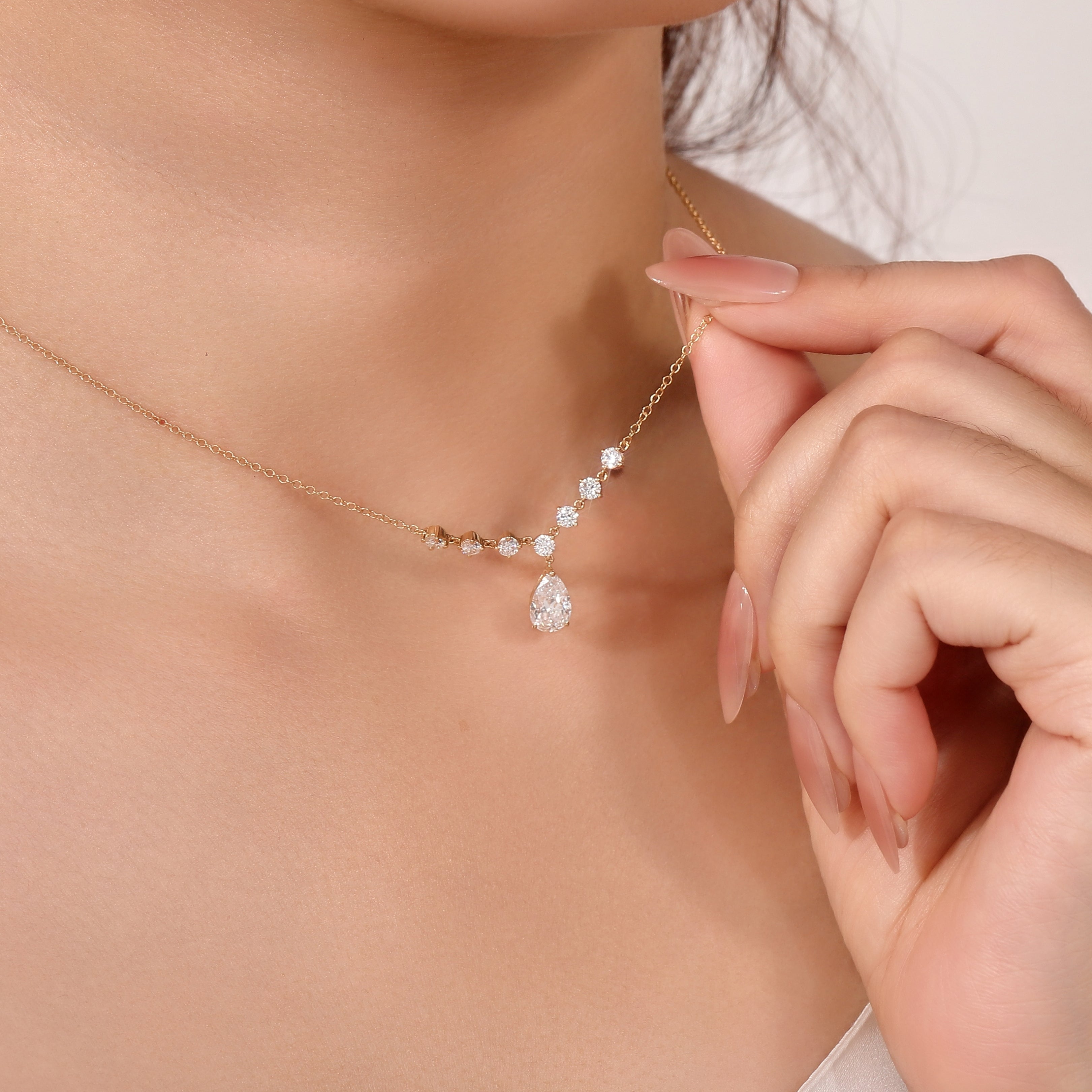 Pear Radiance Pendant Necklace | 1.6ctw Pear-Cut Lab Diamond Necklace in 18K Gold with Arc Halo