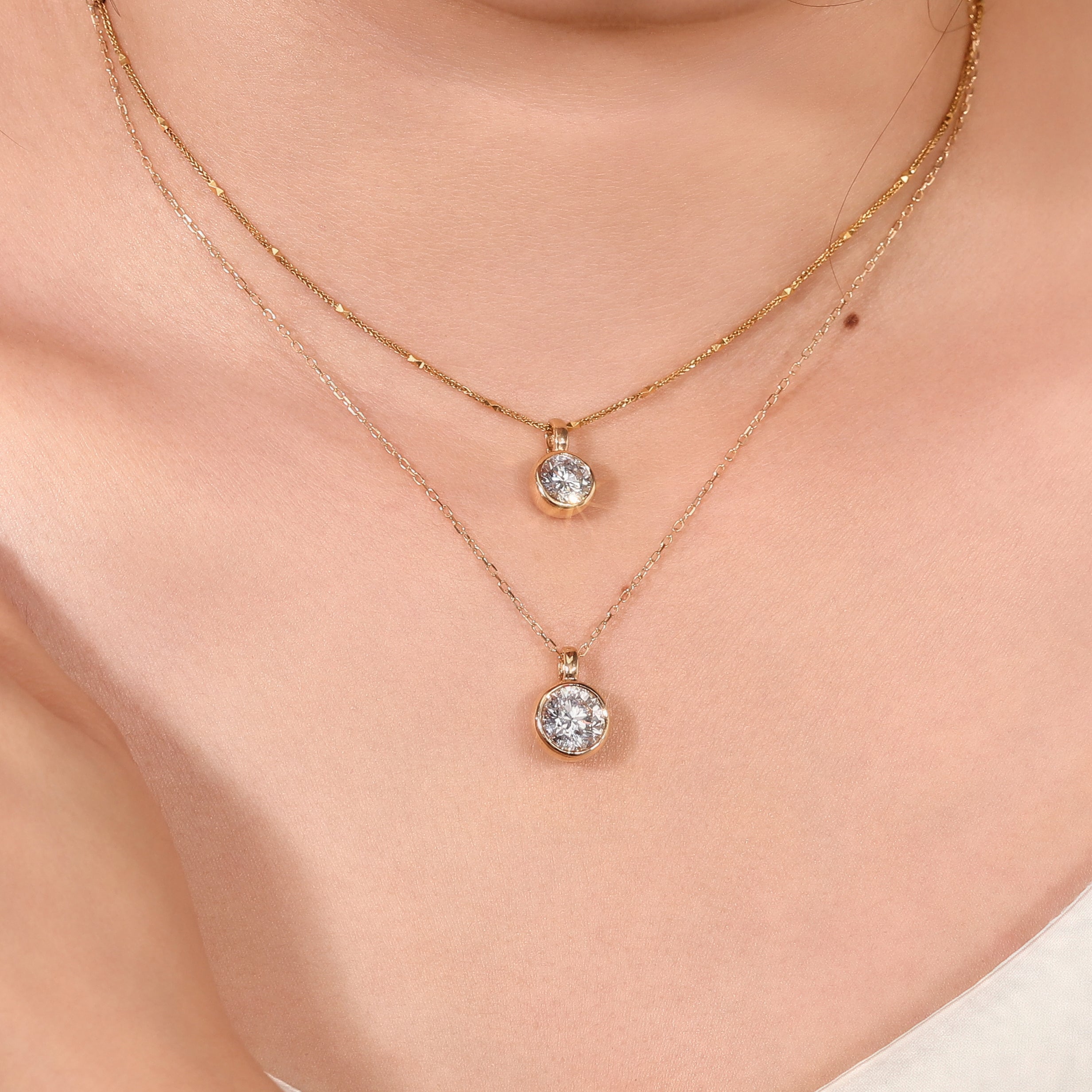 Golden Bubble Pendant in 18Kt Gold set with 1Ct Round Solitaire Lab Diamond (Pendant Only)