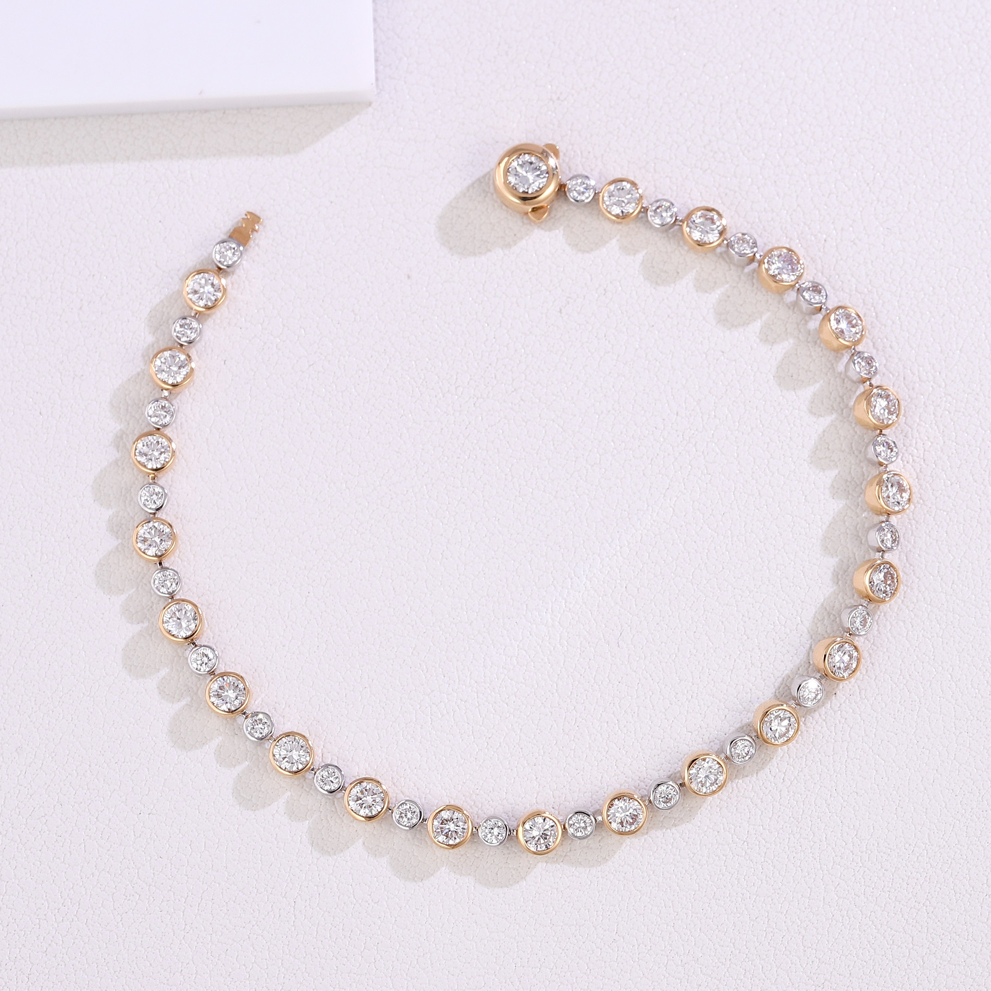 Dual-Tone 18Kt Radiance Lab Grown Diamond Bracelet | 18K Bracelet with Alternating 3.3ctw Round-Cut Lab Diamond