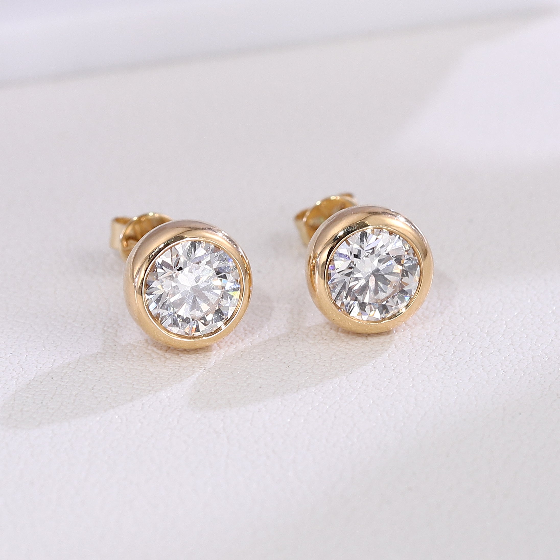 Classic Round Diamond Studs | Round-Cut Lab Diamond Earrings in 18K Yellow Gold