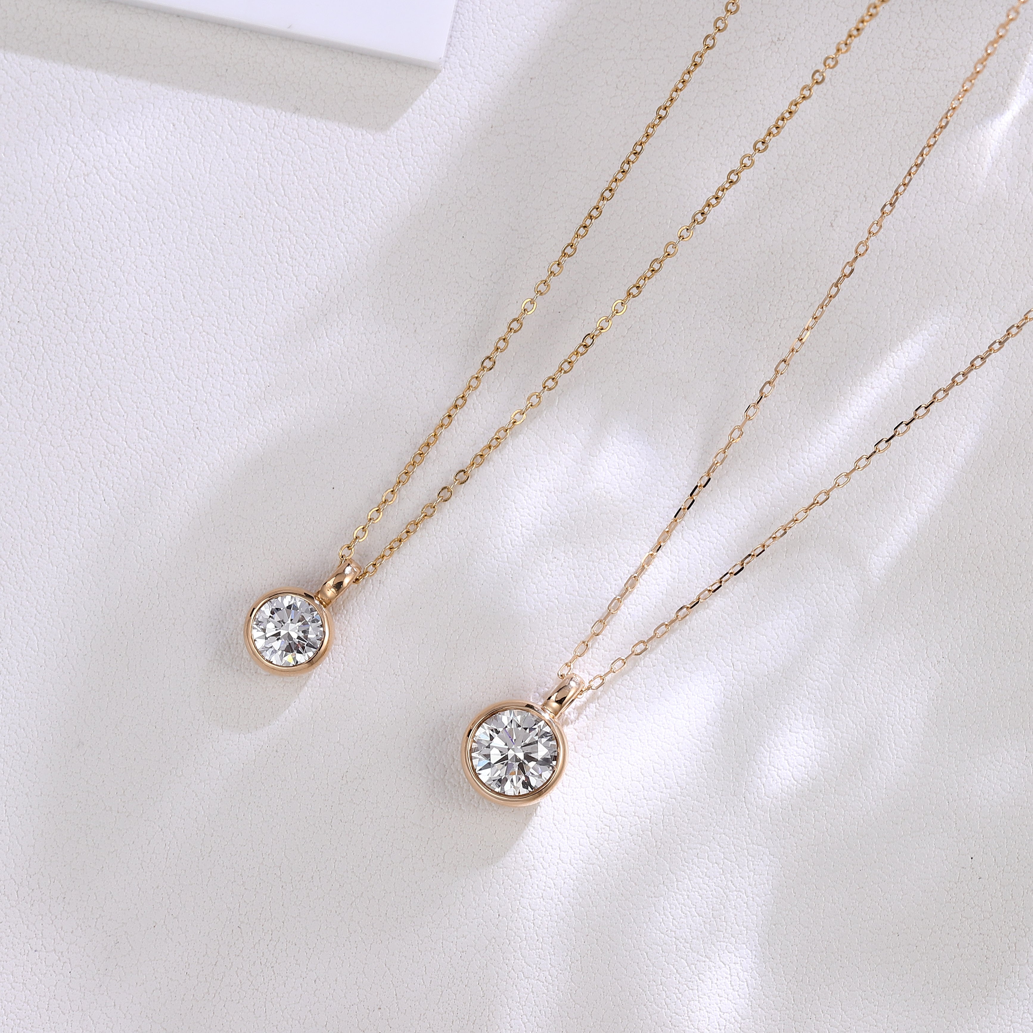 Golden Bubble Pendant in 18Kt Gold set with 1Ct Round Solitaire Lab Diamond (Pendant Only)