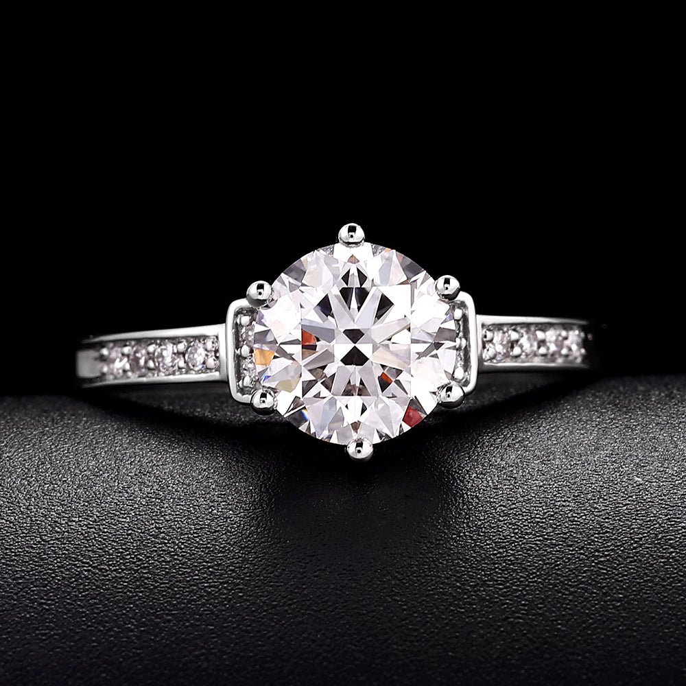 Stunning 1.30 Ct Round Solitaire White Gold Ring